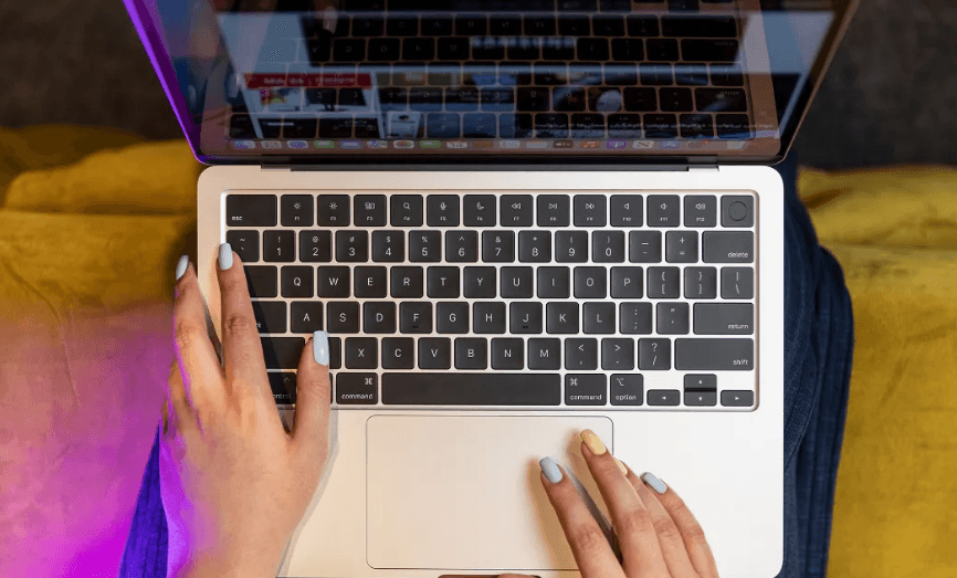 فروش مک‌بوک رشد کرد؛ اما میزان تقاضا همچنان نامشخص است